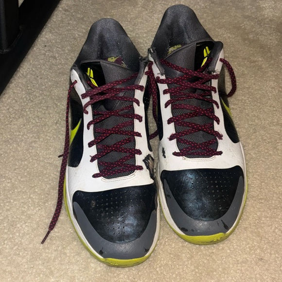 Size 15 Nike Kobe 5 protro chaos - Picture 3 of 8
